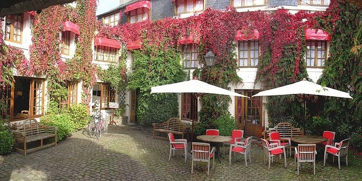 Logis Hotel Les Fuchsias Saint-Vaast-la-Hougue Zewnętrze zdjęcie